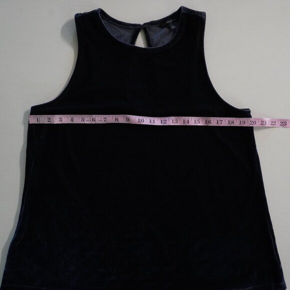 Banana Republic Large Sleeveless Blouse - Picture 4 of 7